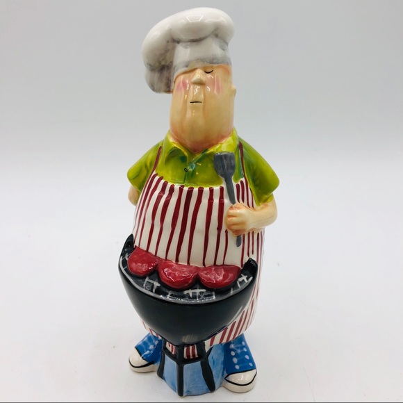 Salt and pepper shakers by CIC  two men BBQing 7” - Picture 3 of 7